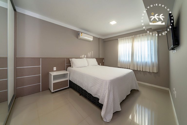 Excelente cobertura duplex com jacuzzi particular, localizad