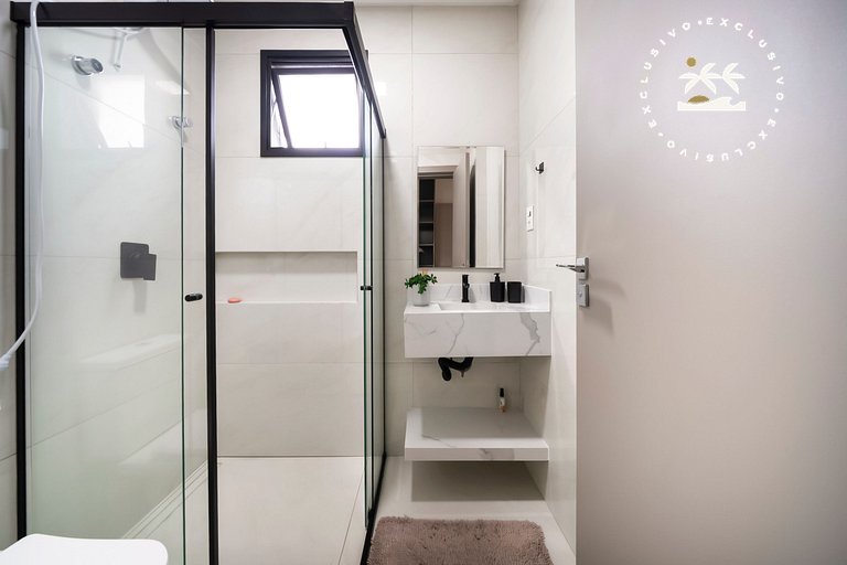 East Wind 402 - Apto 3 suítes em Mariscal