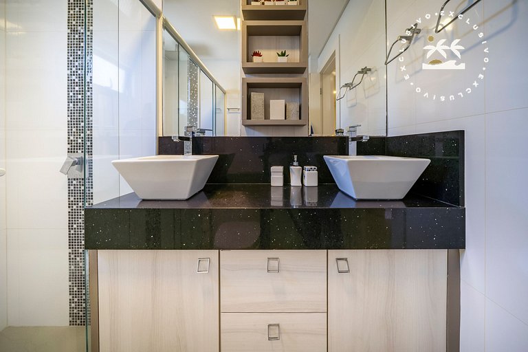 Champagnat 403 - Praia de Bombas