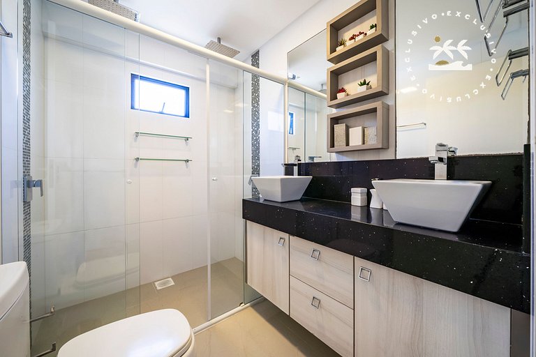 Champagnat 403 - Praia de Bombas