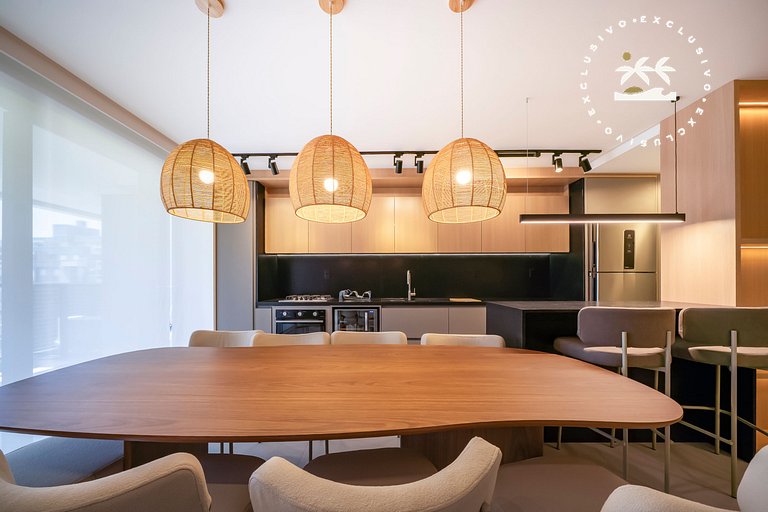 Lumina 401B – Luxo a 50 metros da Praia de Bombas