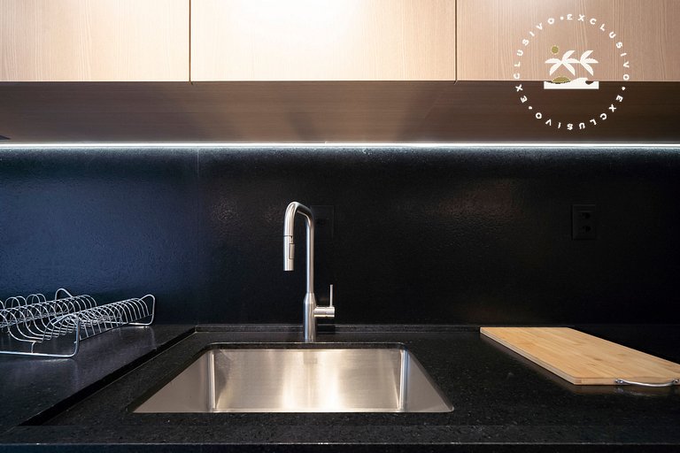 Lumina 401B – Luxo na Praia de Bombas