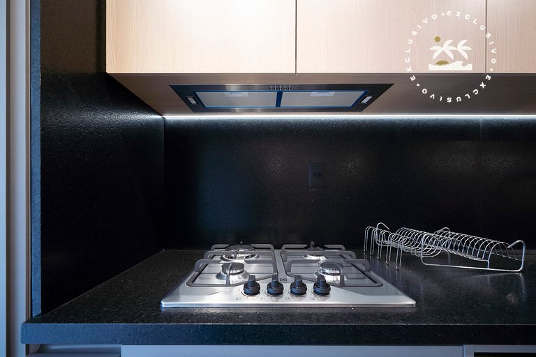 Lumina 401B – Luxo a 50 metros da Praia de Bombas