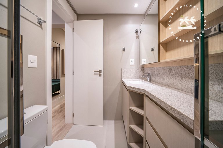 Lumina 401B – Luxo a 50 metros da Praia de Bombas