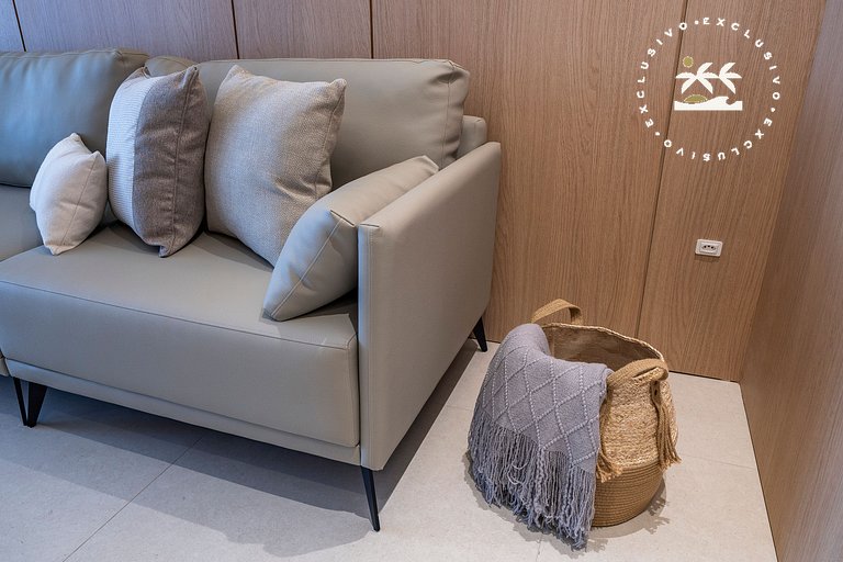 Lumina 703b - 3 Suítes em Bombas