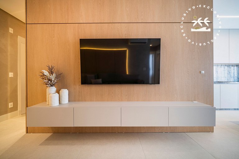 Lumina 703B – Luxo a 50 metros da Praia de Bombas