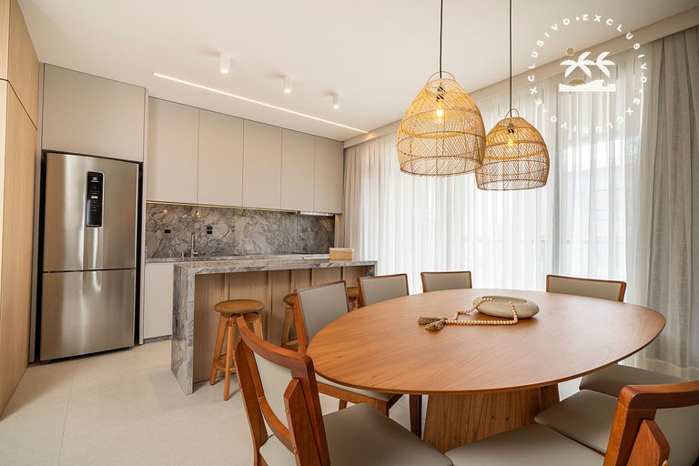 Lumina 703B – Luxo a 50 metros da Praia de Bombas