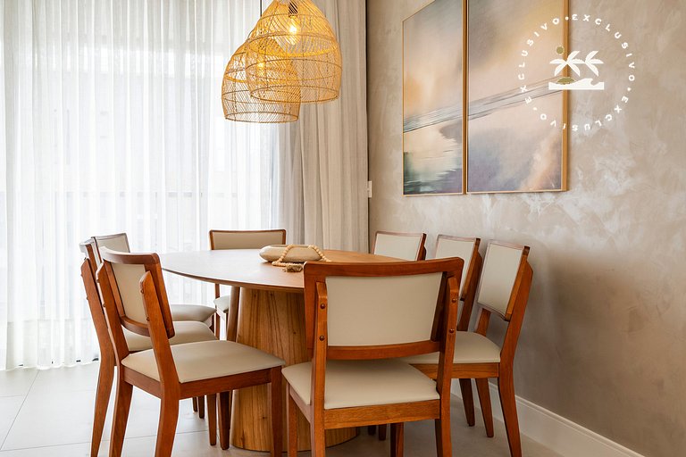 Lumina 703B – Luxo a 50 metros da Praia de Bombas