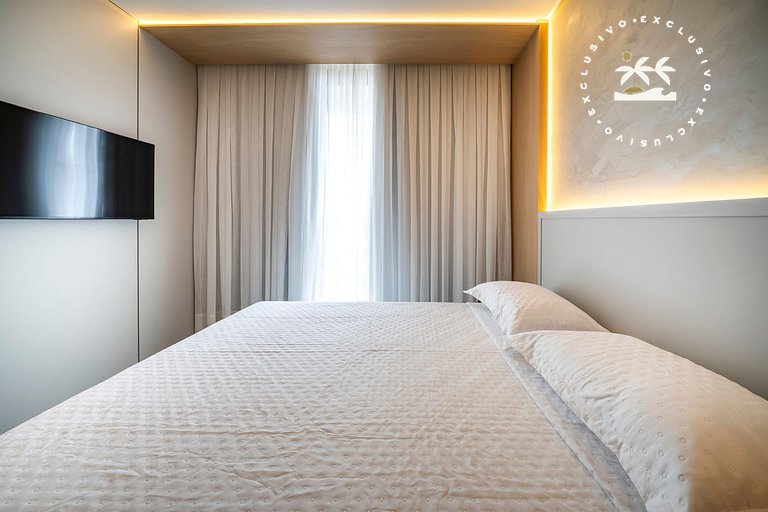 Lumina 703B – Luxo a 50 metros da Praia de Bombas