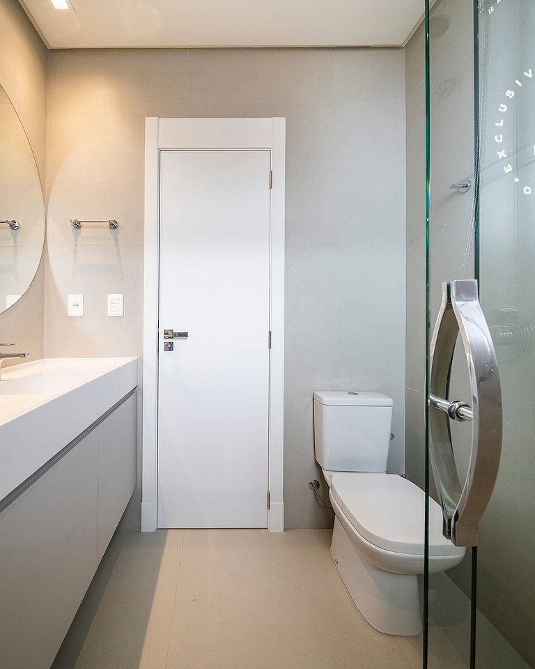 Lumina 703b - 3 Suítes em Bombas