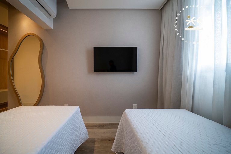 Lumina 703B – Luxo a 50 metros da Praia de Bombas