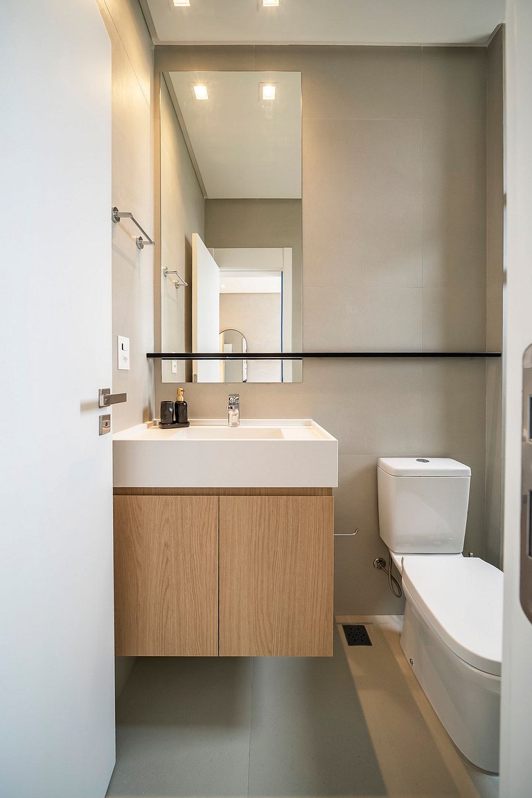 Lumina 703b - 3 Suítes em Bombas