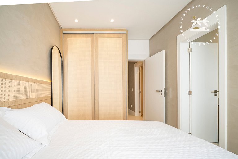 Lumina 703b - 3 Suítes em Bombas