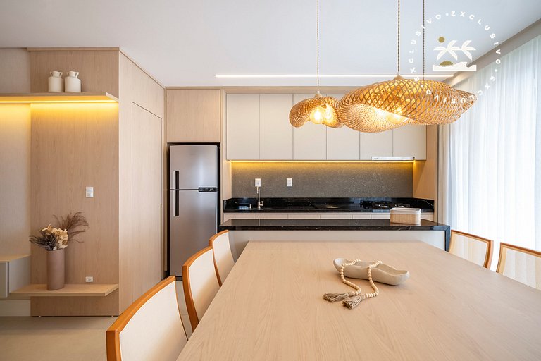 Lumina 503B - Apto 3 Suítes em Bombas