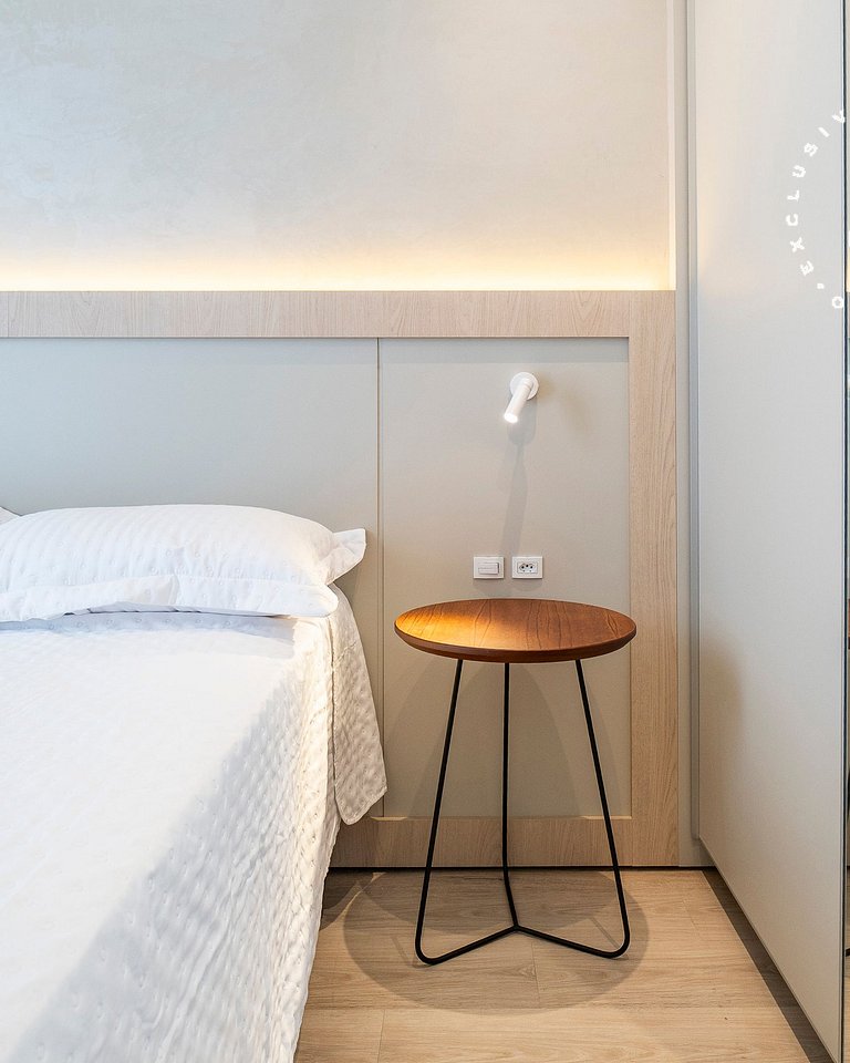 Lumina 503B - Apto 3 Suítes em Bombas