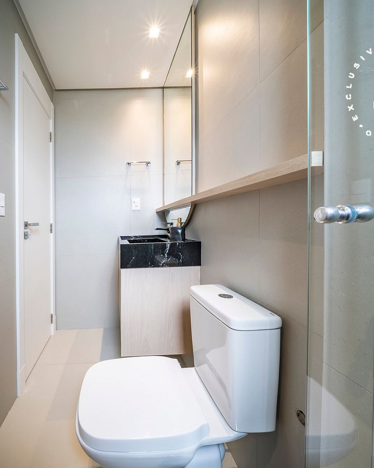 Lumina 503B - Apto 3 Suítes em Bombas