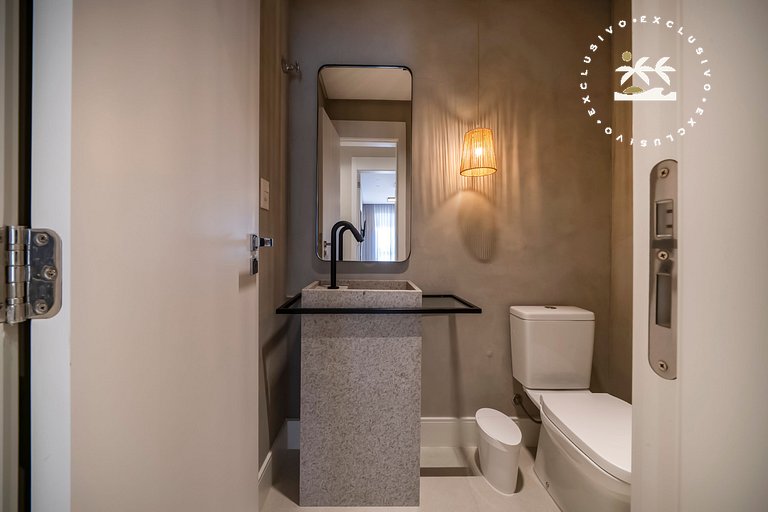 Lumina 501B – Luxo a 50 metros da Praia de Bombas