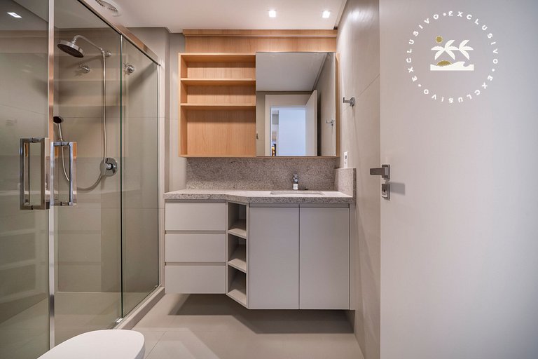 Lumina 501B – Luxo na Praia de Bombas