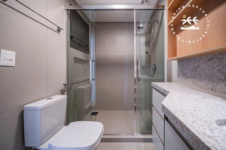 Lumina 501B – Luxo a 50 metros da Praia de Bombas