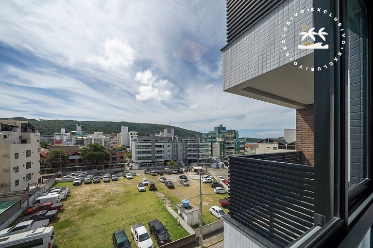 Lumina 501B – Luxo na Praia de Bombas