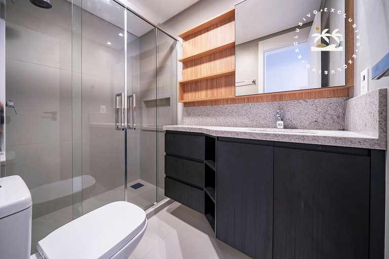 Lumina 501B – Luxo a 50 metros da Praia de Bombas