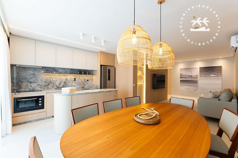 Lumina 602B – Luxo na Praia de Bombas