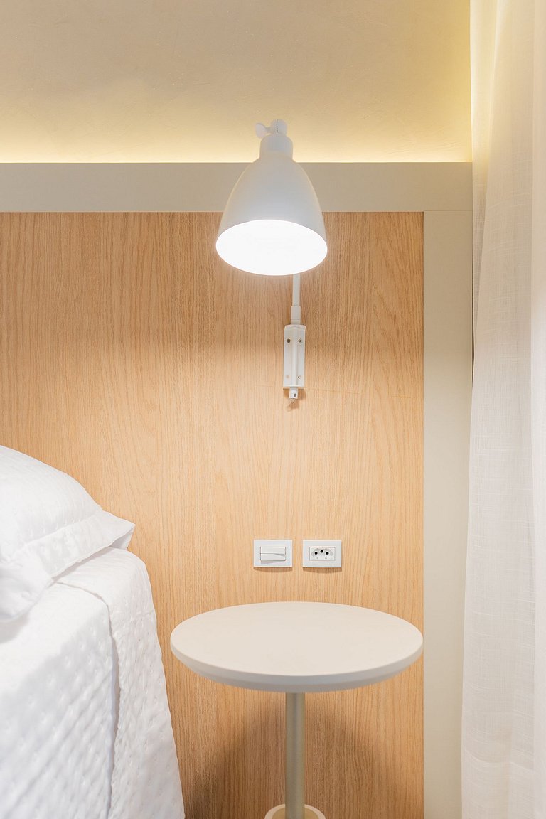 Lumina 602B – Luxo a 50 metros da Praia de Bombas