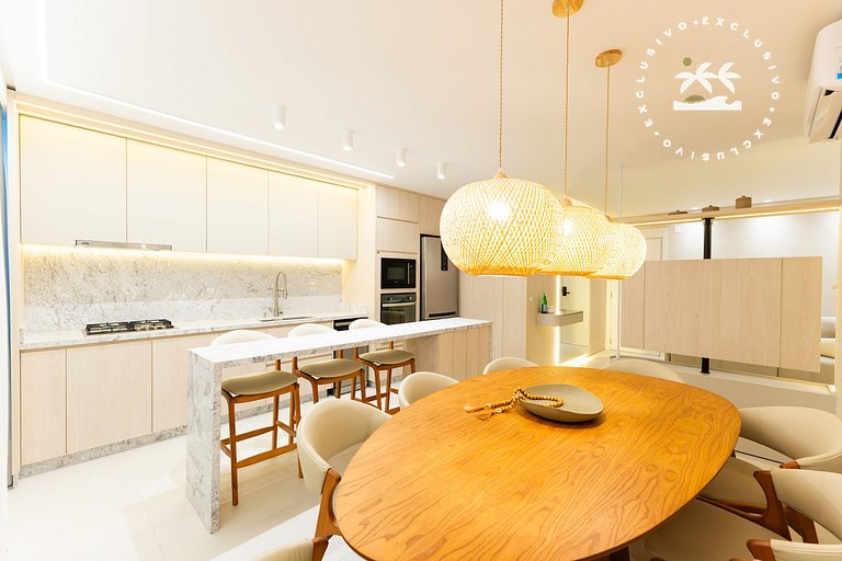 Lumina 702B – Luxo a 50 metros da Praia de Bombas