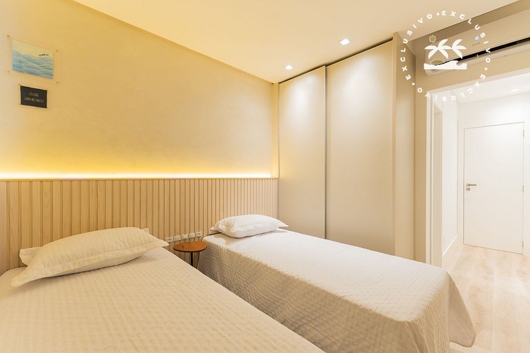 Lumina 702B – Luxo na Praia de Bombas