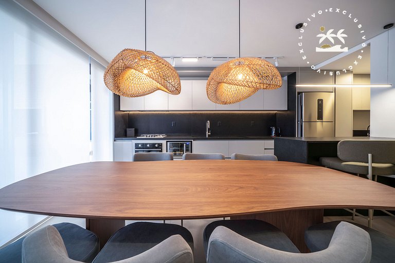 Lumina 605B – Luxo a 50 metros da Praia de Bombas