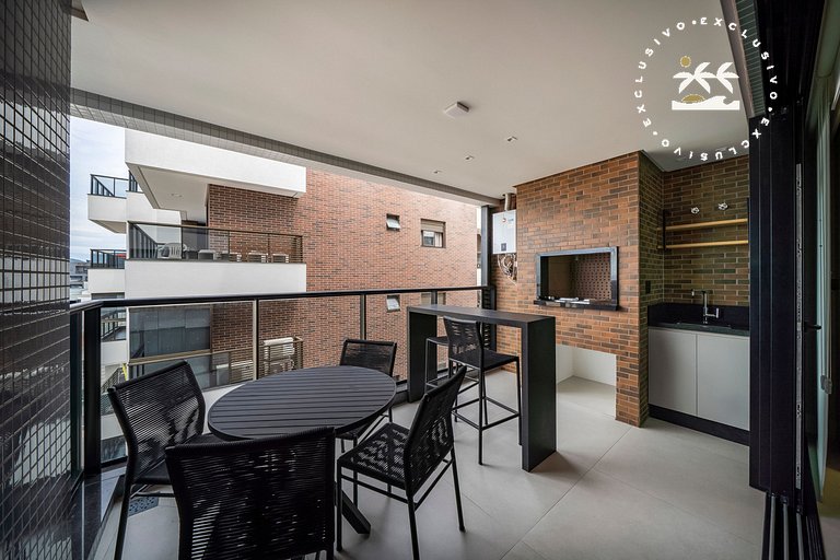 Lumina 605B – Luxo a 50 metros da Praia de Bombas