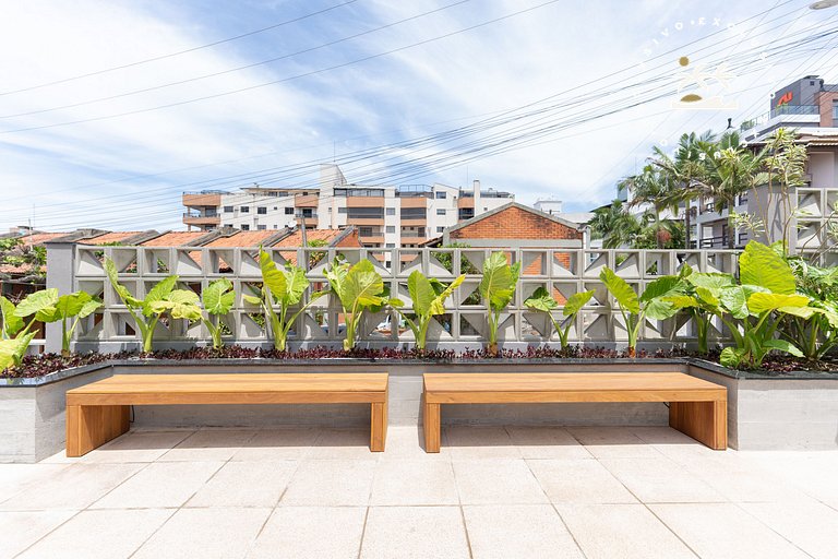 Lumina 605B – Luxo a 50 metros da Praia de Bombas