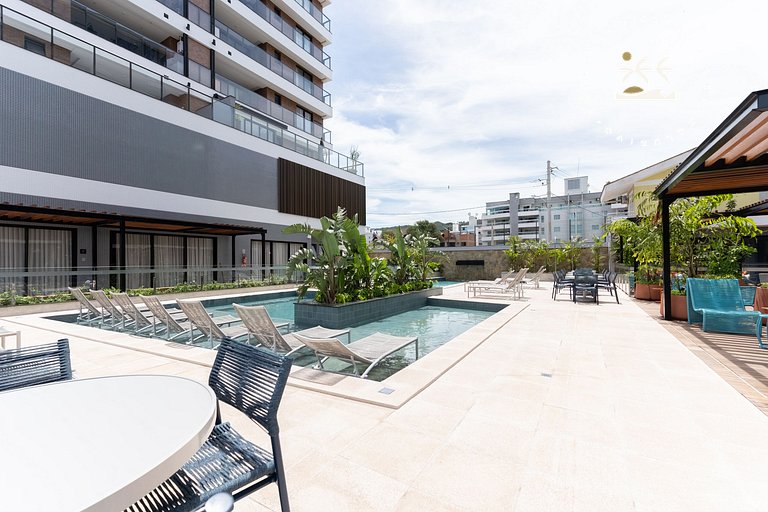 Lumina 605B – Luxo na Praia de Bombas