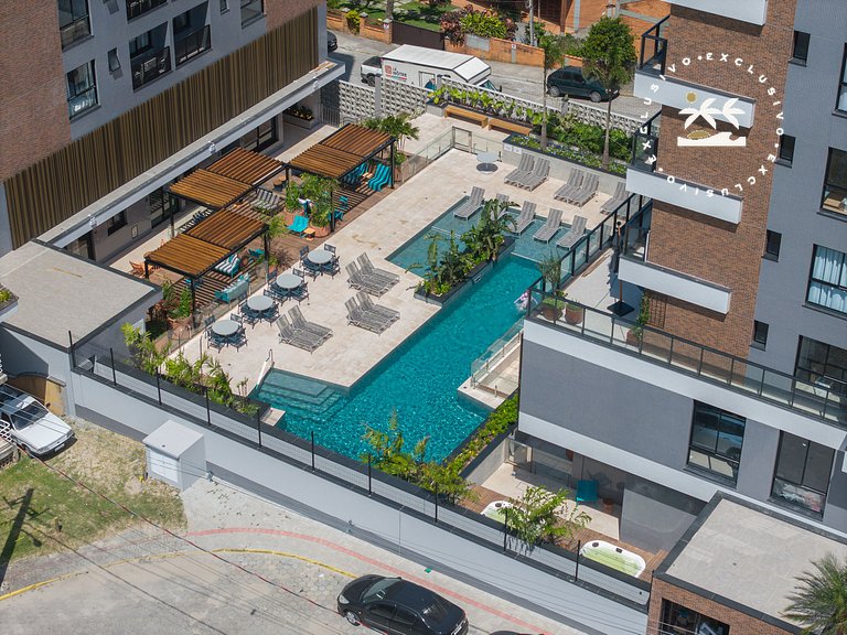 Lumina 605B – Luxo a 50 metros da Praia de Bombas